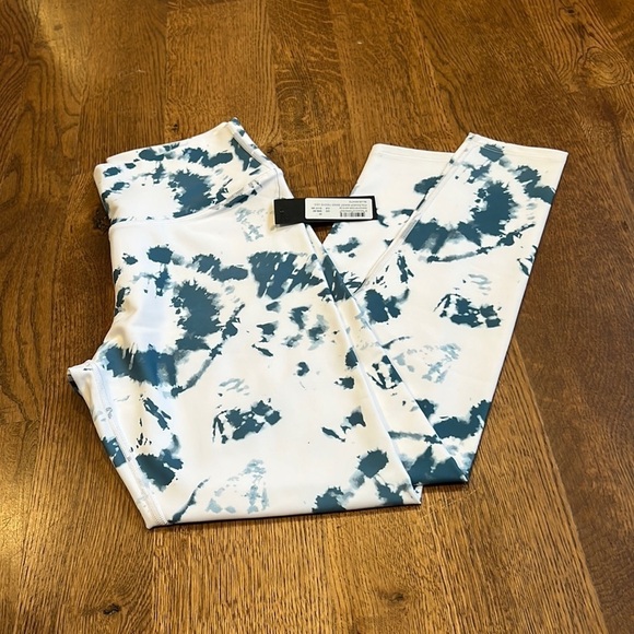 NWT Soul Women’s Leggings White and Blue Size Medium - Picture 1 of 6